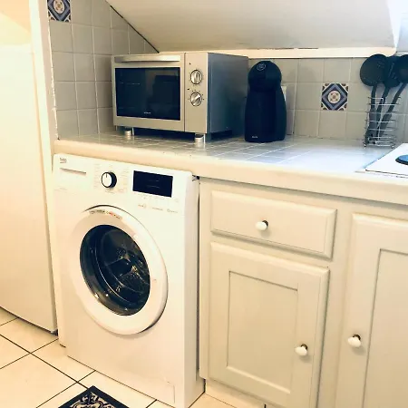 Appartement LE NORDIQUE Centre Tarbes, épuré, 2-4 pers, WIFI *